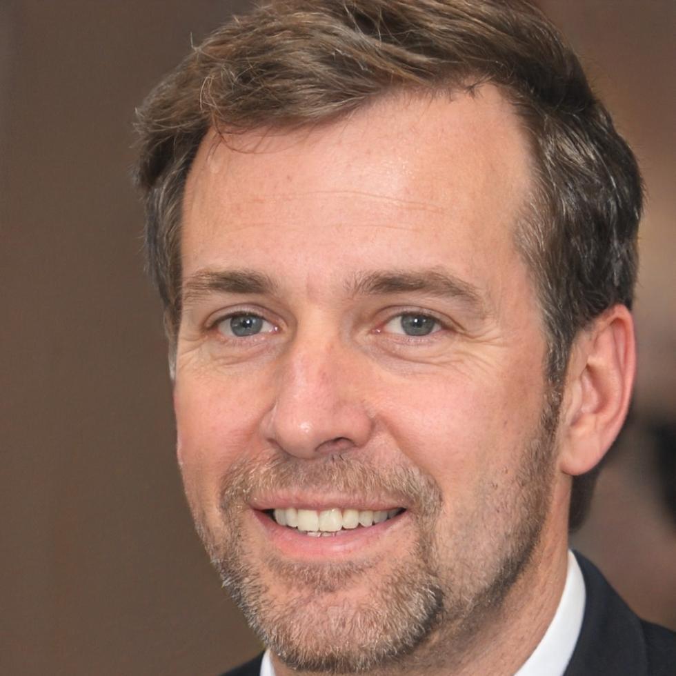 Team member focused on market analysis and teaching